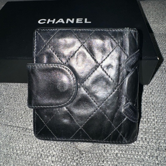🌺 Chanel cambon compact wallet in black lambskin - Picture 3 of 12